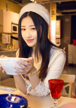 人人操碰平台主界面展示