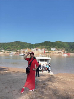 人人草人人爱社交圈